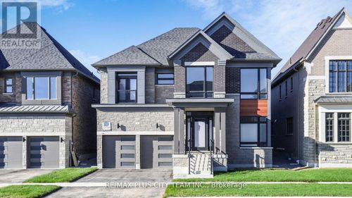 8 Saxby Farm Avenue, King (King City), ON, L7B0T1 | Card Image