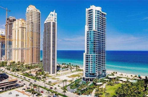 911-210 174th St, Sunny Isles Beach, FL, 33160-3329 | Card Image