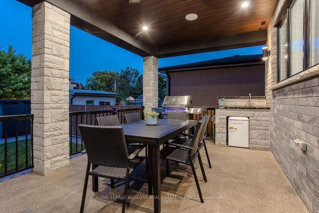 474 Dewitt Rd, House other with 4 bedrooms, 4 bathrooms and 4 parking in Stoney Creek ON | Image 5