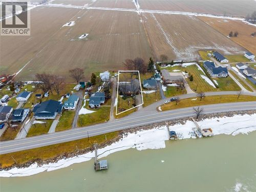 3306 St Clair Pky, Sombra, ON, N0P2H0 | Card Image