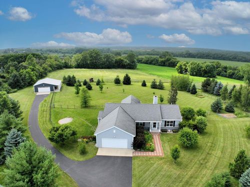 W726 Miller Road, East Troy, WI, 53105 | Card Image