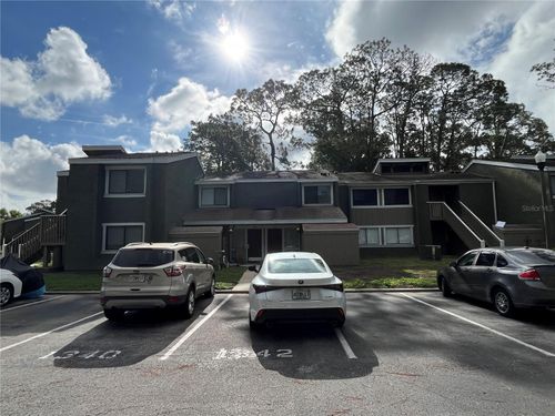 13d-6142 Peregrine Ave, ORLANDO, FL, 32819-7522 | Card Image