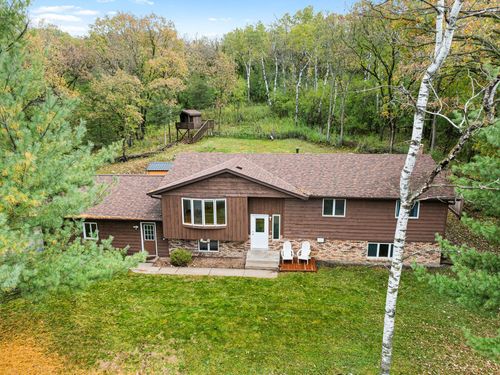 473 Country View Road, Hudson, WI, 54016 | Card Image