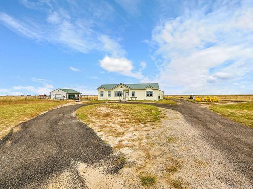 10660 Schumaker Rd, Bennett, CO, 80102-9531 | Card Image