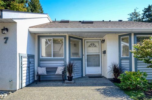 7-5156 Cordova Bay Rd, Saanich, BC, V8Y2X5 | Card Image