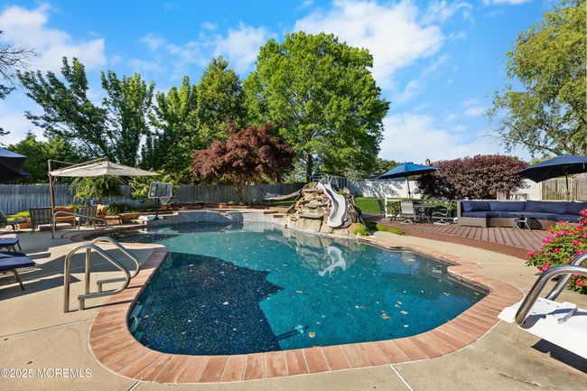 21 Homestead Cir, House other with 5 bedrooms, 4 bathrooms and null parking in Marlboro NJ | Image 70