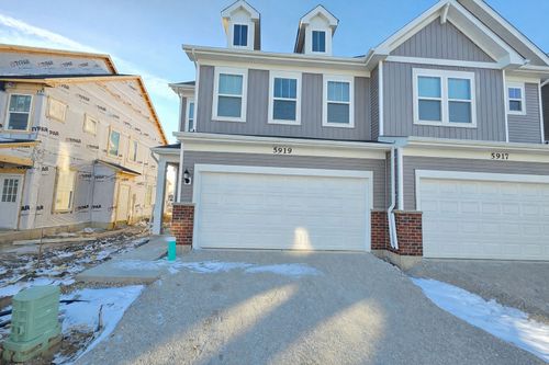 5919-5919 Hawkweed Dr, Naperville, IL, 60564-1053 | Card Image