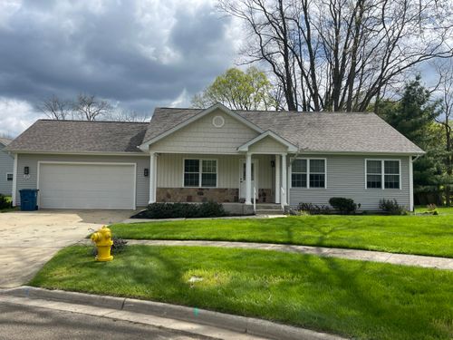 113 Beacon Ridge Dr, Battle Creek, MI, 49017-5487 | Card Image