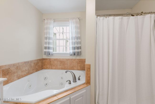 1115 Laurel Ln, House other with 5 bedrooms, 4 bathrooms and 2 parking in Wilson NC | Image 20