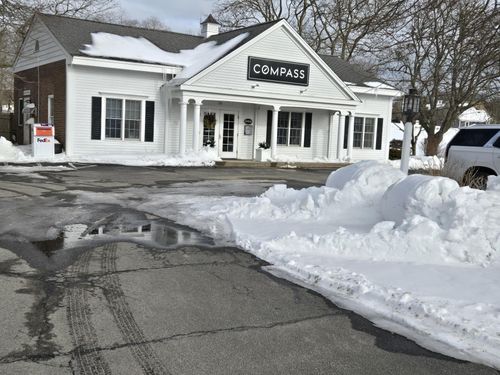 856 Main St, Chatham, MA, 02633-1822 | Card Image