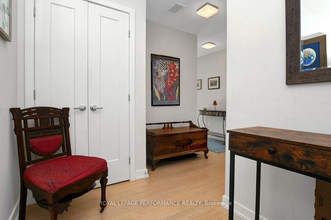 410 - 570 De Mazenod Avenue, Condo with 2 bedrooms, 2 bathrooms and null parking in Glebe - Ottawa East and Area ON | Image 4