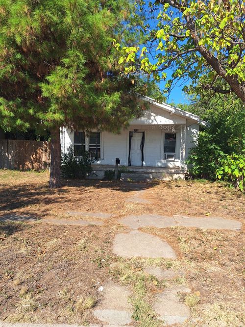1026 Jeanette St, Abilene, TX, 79602-2415 | Card Image