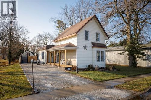 {{alt}} | Card Image