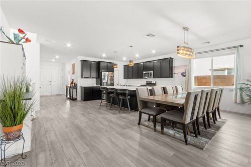 808 Aurelie Ridge Street, Henderson, NV, 89011 | Card Image