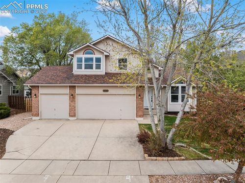 5550 Flag Way, Colorado Springs, CO, 80919 | Card Image