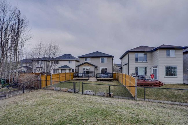 795 Auburn Bay Heights Se, Home with 4 bedrooms, 3 bathrooms and 6 parking in Calgary AB | Image 6