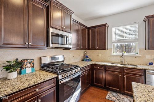 223 Genoa Ln, Clayton, NC, 27527-5401 | Card Image