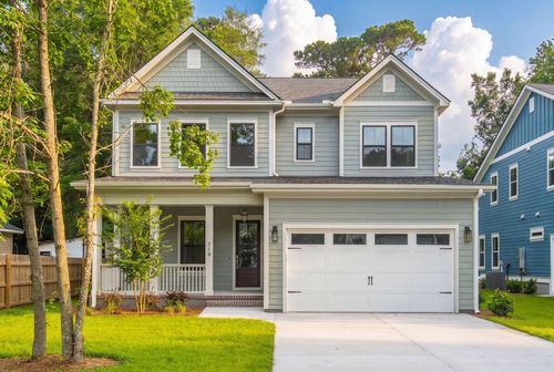 719 Eagle St, Mount Pleasant, SC, 29464-2601 | Card Image