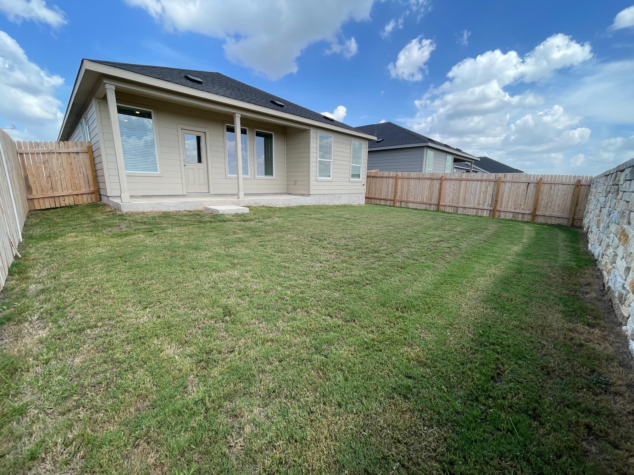 Residential Lease in Kyle 5