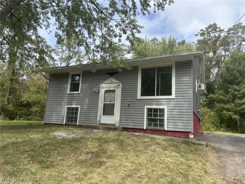 368 Maryknoll Ave, Campbell, OH, 44405-1854 | Card Image