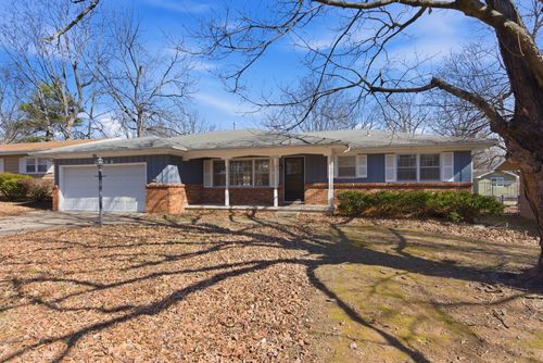 2308 S Hampton Ave, Springfield, MO, 65807-3022 | Card Image