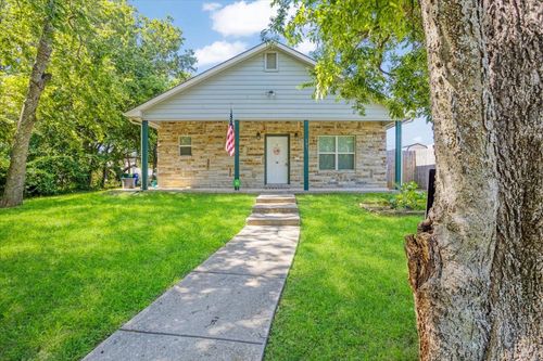 105 William St, Pottsboro, TX, 75076-3002 | Card Image