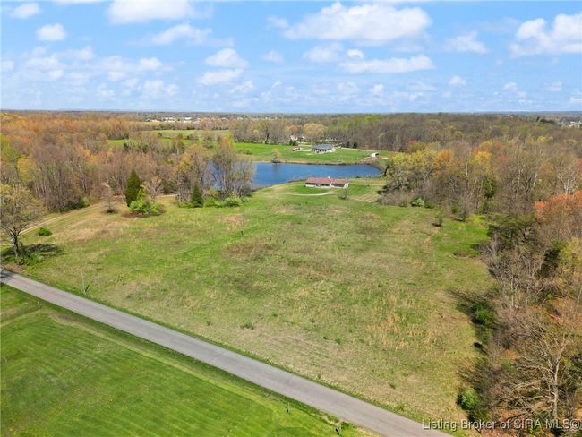 1110 W Helton Rd, Home with 3 bedrooms, 3 bathrooms and null parking in Scottsburg IN | Image 67