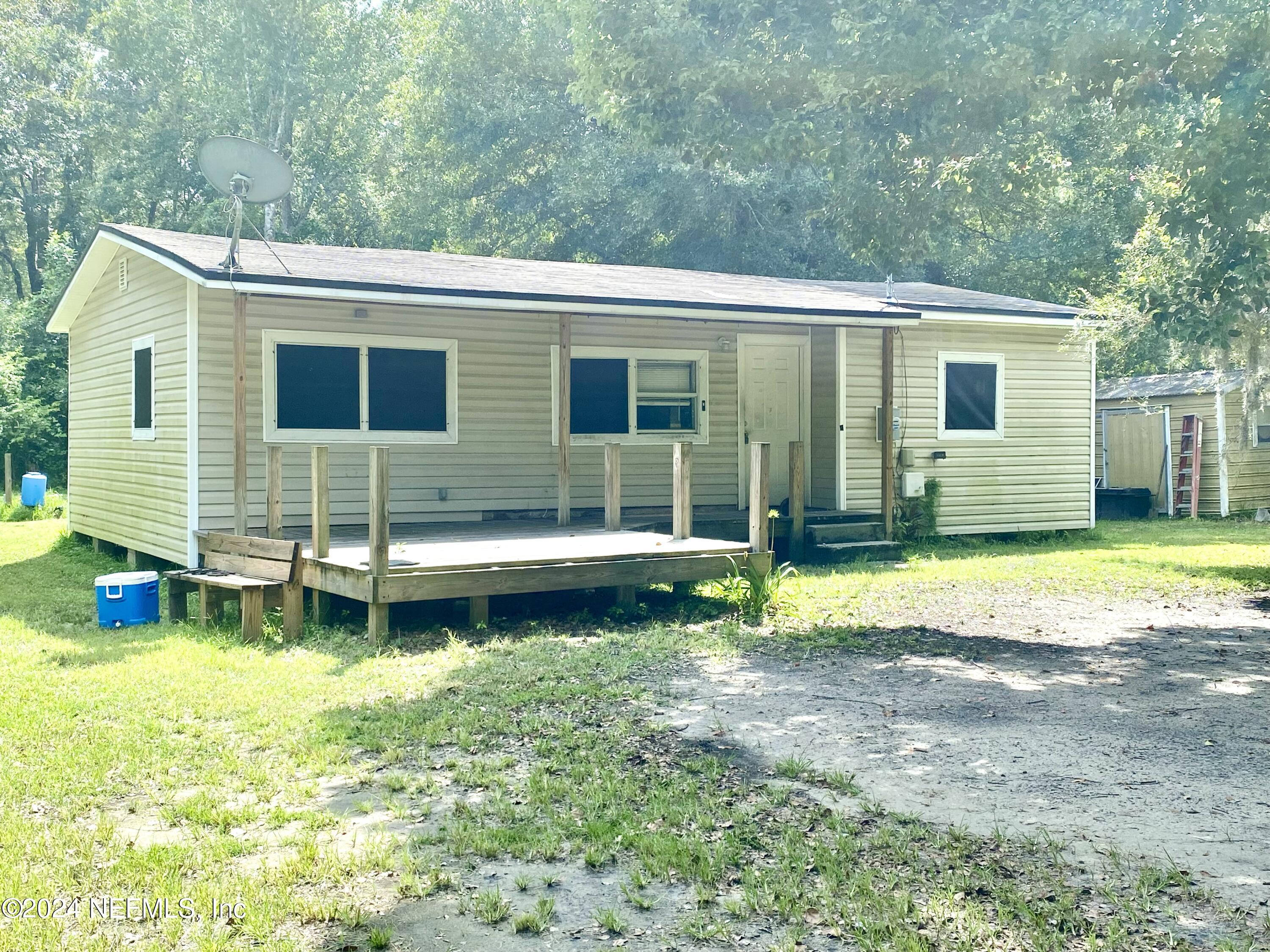 Longmire Rd, Middleburg, FL 32068