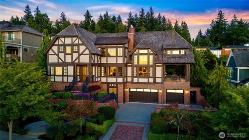 3169 Ne Harrison St, Issaquah, WA, 98029-3659 | Card Image