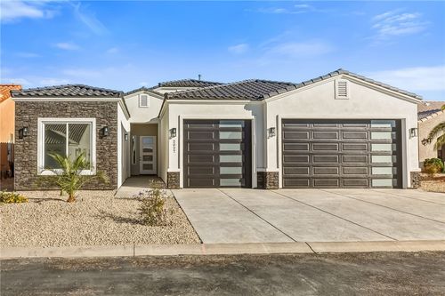 2027 E Lago Grande Ct, Fort Mohave, AZ, 86426-7062 | Card Image