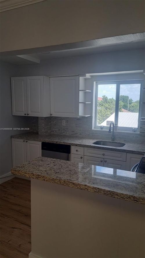 apt-307-2415 Lincoln St, Hollywood, FL, 33020-3950 | Card Image