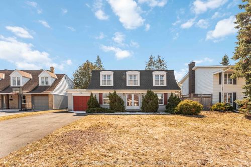 1842 Playfair Dr, Ottawa, ON, K1H5S1 | Card Image