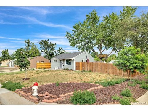 2396 S Linley Ct, Denver, CO, 80219-5304 | Card Image
