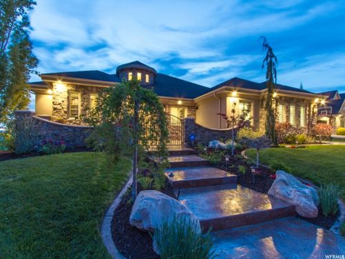 4378 Foothill Dr, Bountiful, UT, 84010-6025 | Card Image