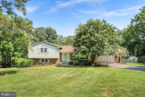 13136 Orrison Rd, LOVETTSVILLE, VA, 20180-2107 | Card Image