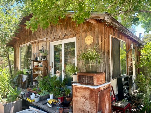 2611 Redwood Dr, Redway, CA, 95560 | Card Image