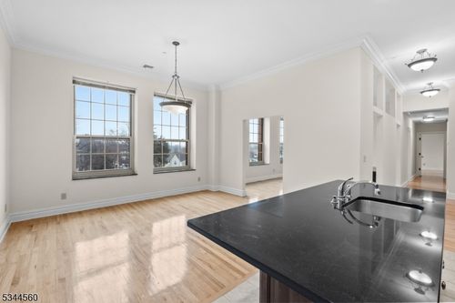 apt-3c-33 Forest Ave, Hawthorne, NJ, 07506-1867 | Card Image