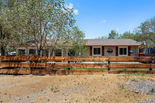 274 E 6th St, Eagar, AZ, 85925-1329 | Card Image