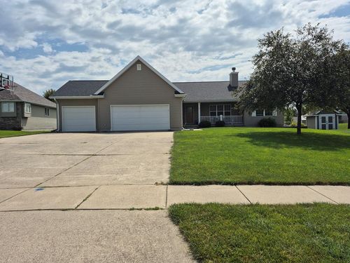 2511 Hickory Cir, Fort Dodge, IA, 50501-8806 | Card Image