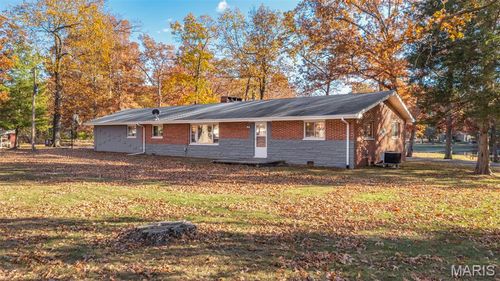 20267 Tall Timber Rd, Staunton, IL, 62088-4214 | Card Image