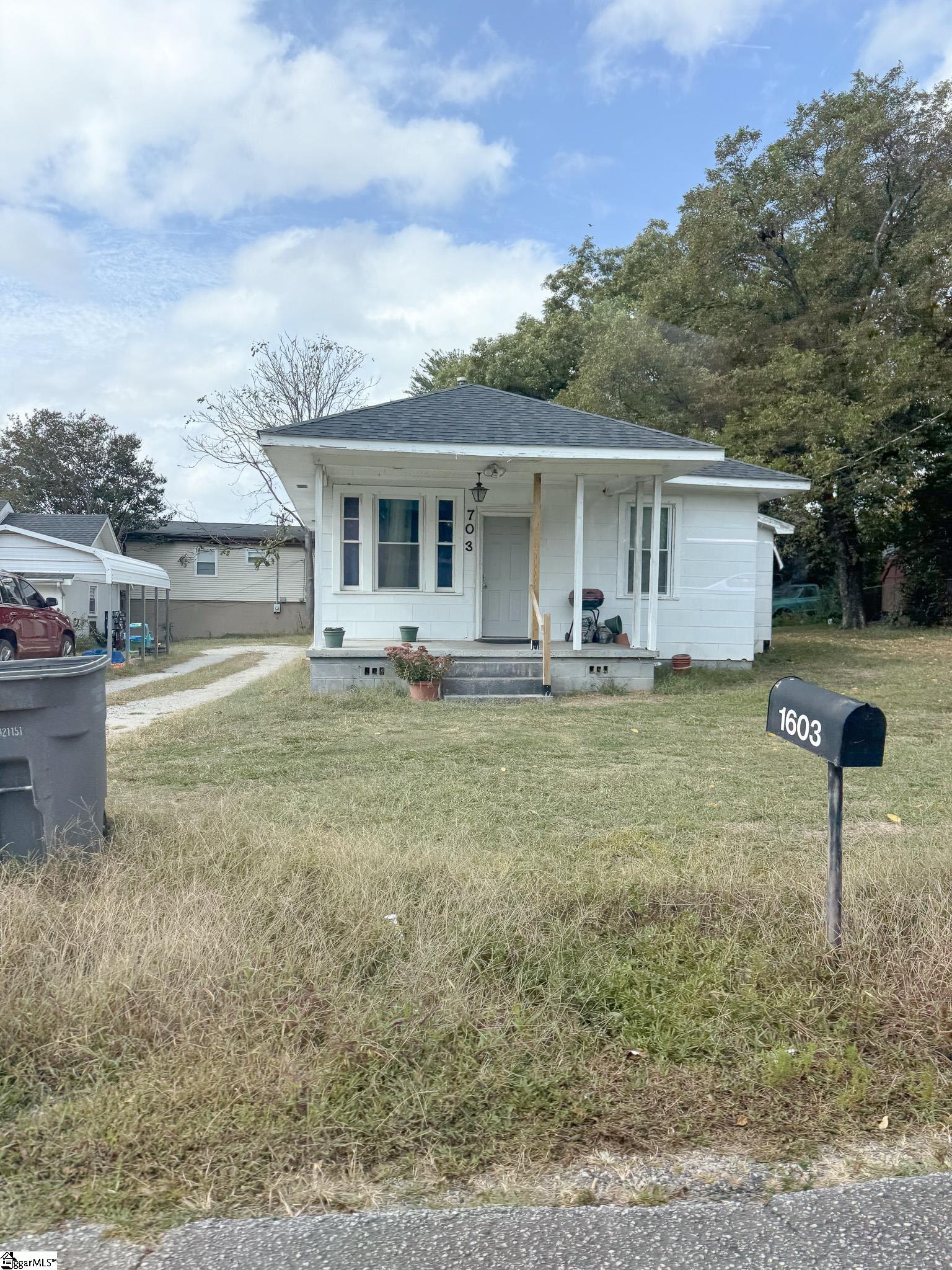 Spring St, Greenville, SC 29609