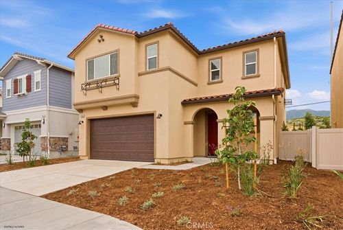 23720 Wilcox Dr, Newhall, CA, 91321-4017 | Card Image