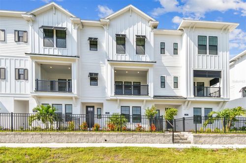 7220 Sutton Ln, SARASOTA, FL, 34240-5212 | Card Image