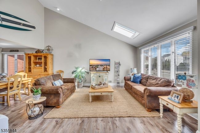 8 Bahia Ct, House other with 4 bedrooms, 3 bathrooms and null parking in Brick NJ | Image 19