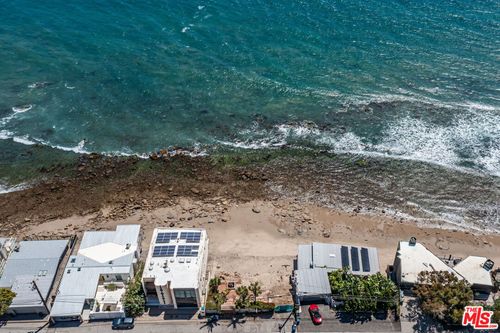 24236 Malibu Rd, Malibu, CA, 90265 | Card Image
