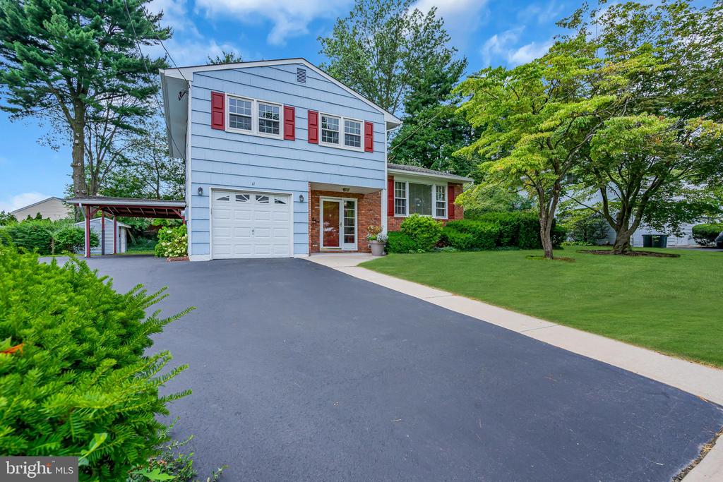 Tanglewood Dr, Trenton, NJ 08619