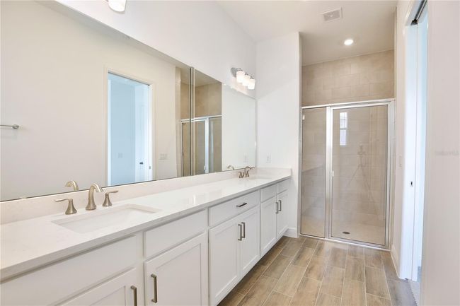 9964 Rodbell St, Townhouse with 3 bedrooms, 3 bathrooms and null parking in ORLANDO FL | Image 13