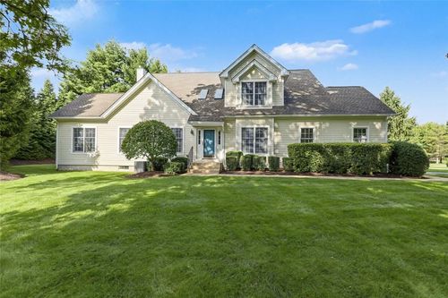 20 Ivy Garden Way, East Greenwich, RI, 02818 | Card Image