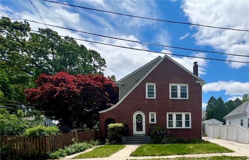 55 Greylock Ave, Cranston, RI, 02910-1710 | Card Image