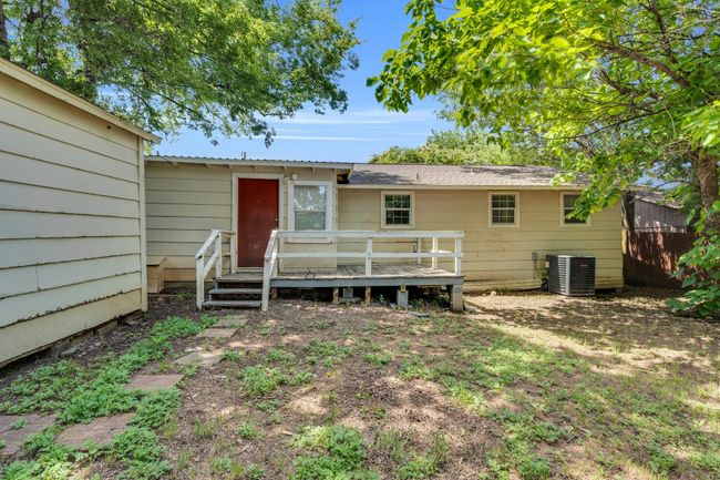 214 Hill Ln, House other with 3 bedrooms, 2 bathrooms and null parking in Red Oak TX | Image 5